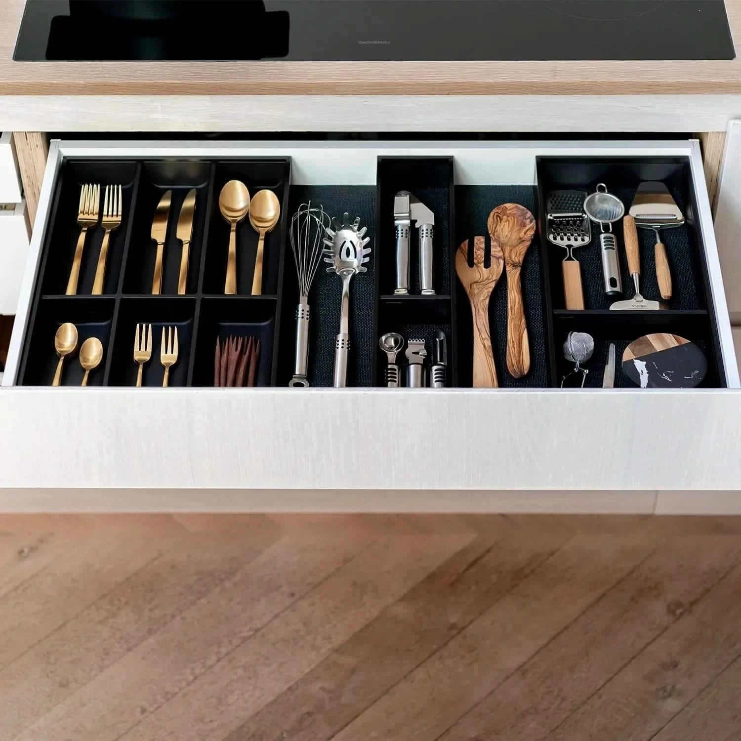 PLAINtrio Stahl. Bundle für Besteck & Küchenutensilien (50 cm) Bundle Blum