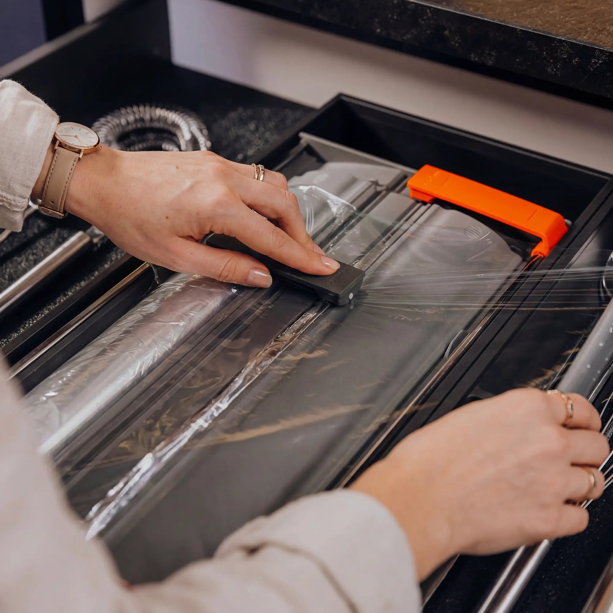 AMBIA-LINE Folienschneider für Schublade Zubehör Blum